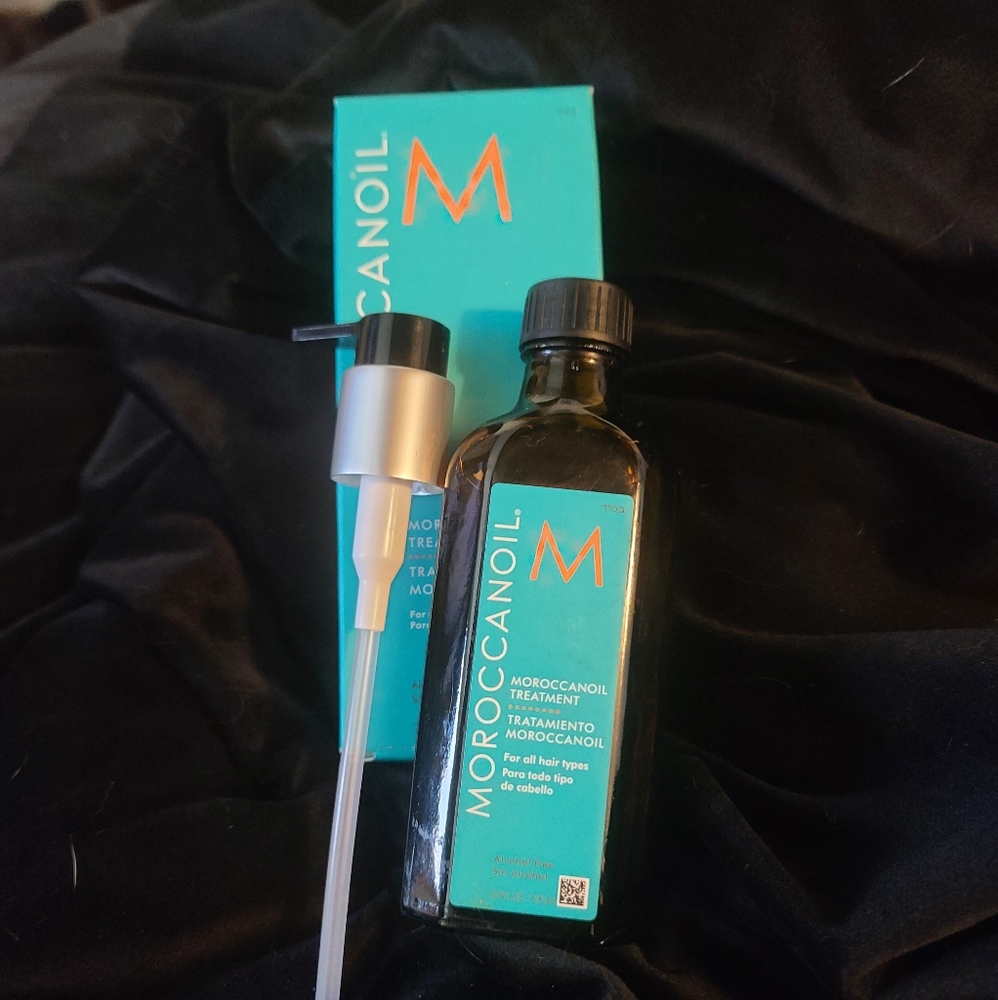 MORROCCANOIL Treatment Hair Oil with pump!